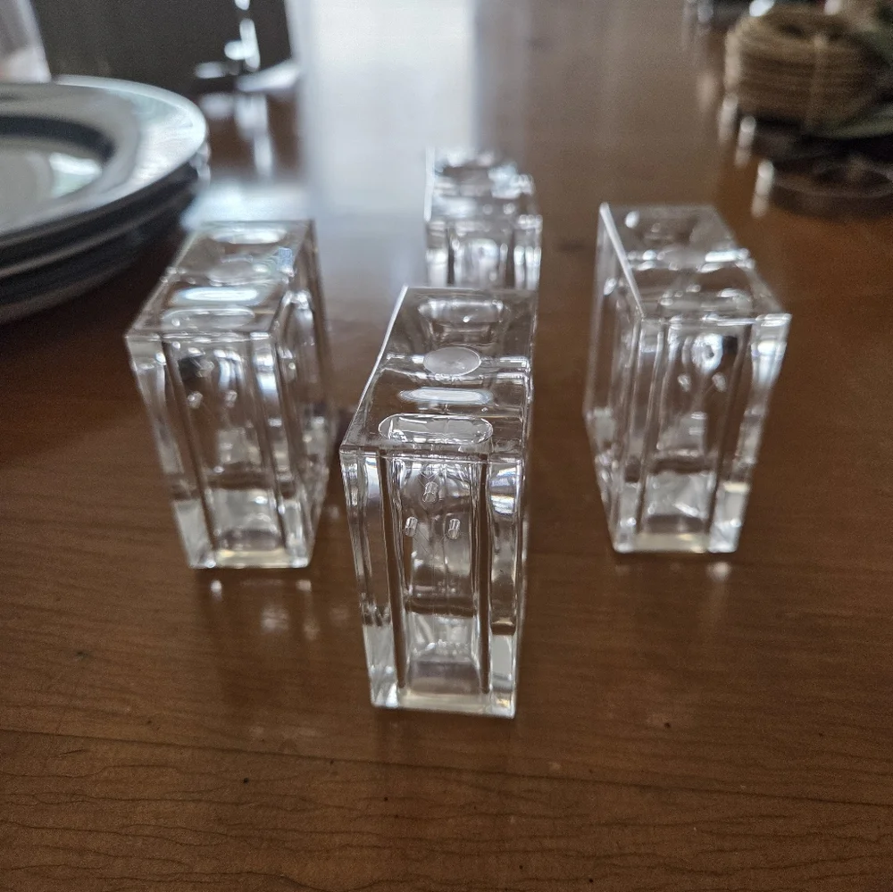 Acrylic 4 Piece Salt & Pepper Napkin Ring Shakers Never Used